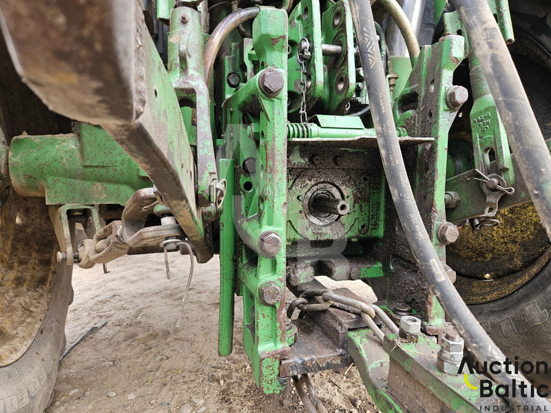Farm tractor John Deere 6430: picture 14