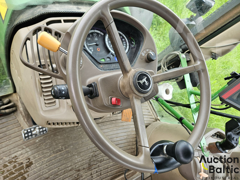 Farm tractor John Deere 6930 Premium: picture 7