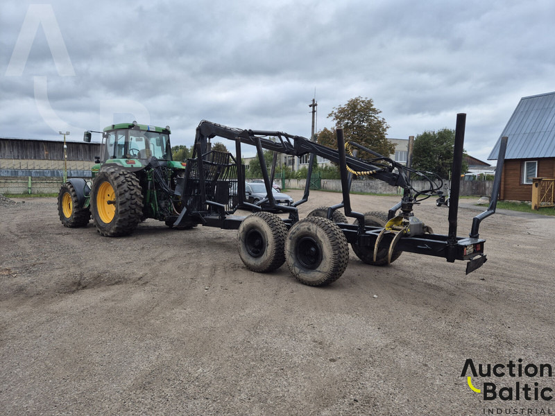 John Deere 7700 - Forestry trailer: picture 3 John Deere 7700 - Forestry trailer: picture 3