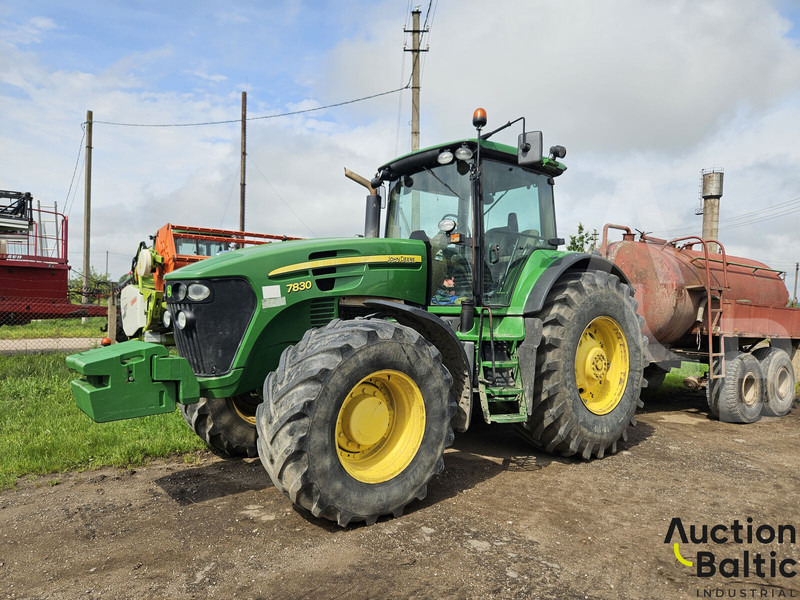 John Deere 7830 - Farm tractor: picture 1 John Deere 7830 - Farm tractor: picture 1