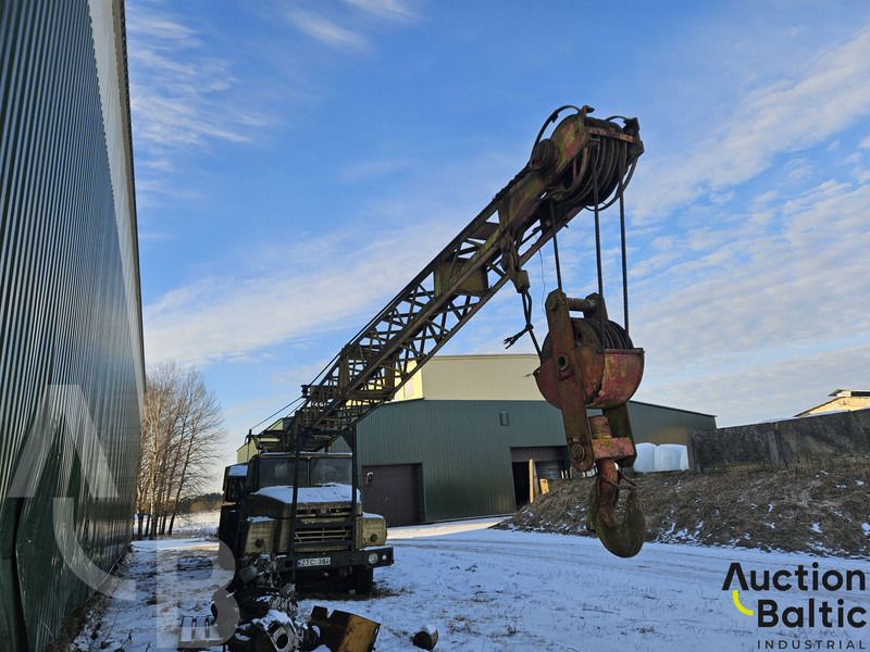 KRAZ 25 KC4562 - All terrain crane: picture 2 KRAZ 25 KC4562 - All terrain crane: picture 2