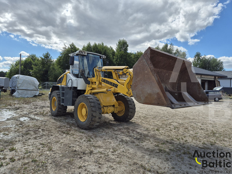 Liebherr L 524 - Wheel loader: picture 2 Liebherr L 524 - Wheel loader: picture 2