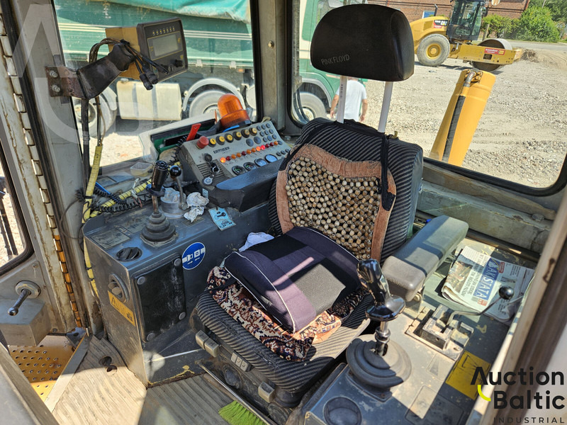 Liebherr PR 712 BM - Bulldozer: picture 5 Liebherr PR 712 BM - Bulldozer: picture 5