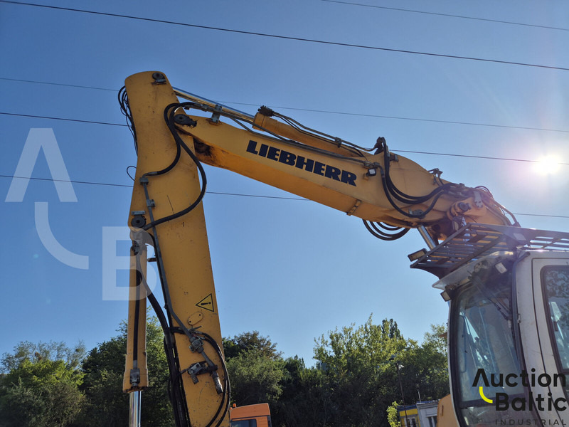 Liebherr R 914 - Crawler excavator: picture 3 Liebherr R 914 - Crawler excavator: picture 3
