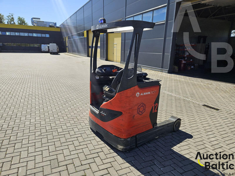 Linde R14-01 - Order picker: picture 3 Linde R14-01 - Order picker: picture 3