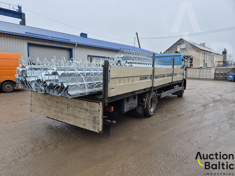 MAN 14.224 - Dropside/ Flatbed truck: picture 3 MAN 14.224 - Dropside/ Flatbed truck: picture 3