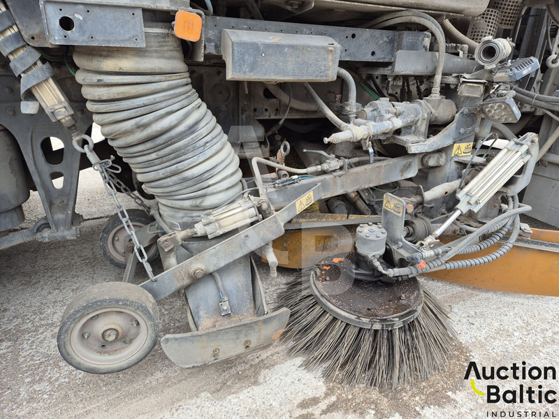 Road sweeper MAN TGM15.250 4X2 BL: picture 18
