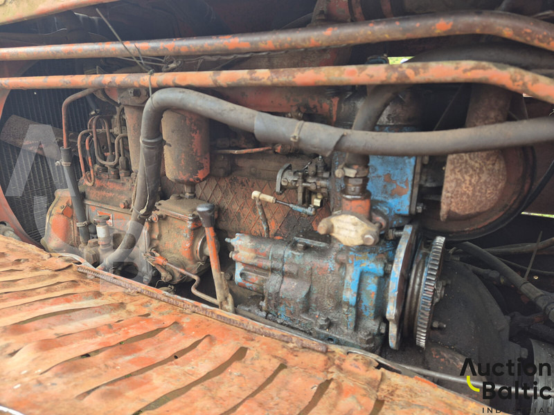 Bulldozer Onbekend DT-75: picture 10