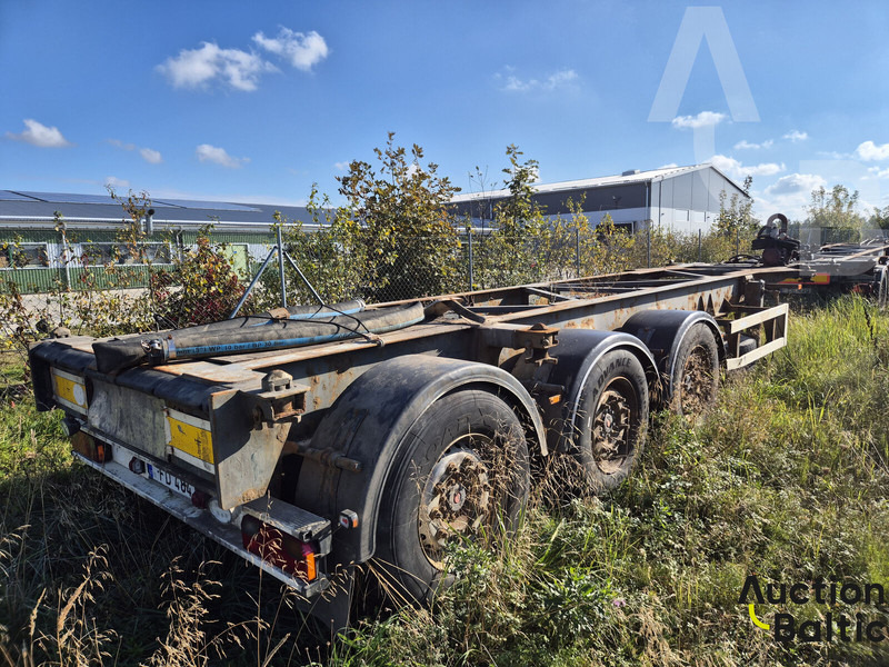 Renders N3ST31L - Curtainsider semi-trailer: picture 1 Renders N3ST31L - Curtainsider semi-trailer: picture 1