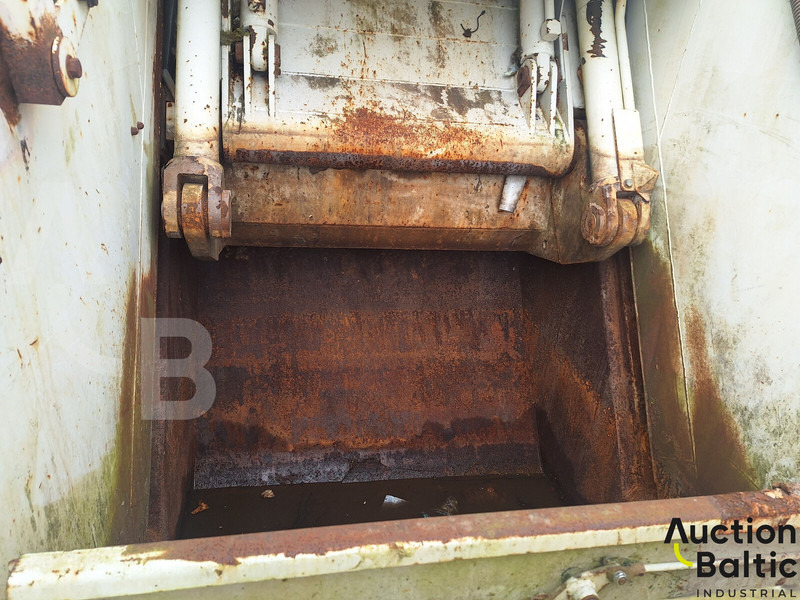 Garbage truck Scania G 360: picture 12
