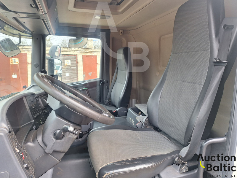 Garbage truck Scania G 360: picture 6