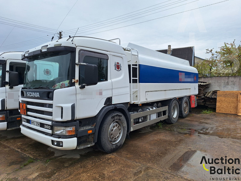 Scania P 124 - Tank truck: picture 1 Scania P 124 - Tank truck: picture 1