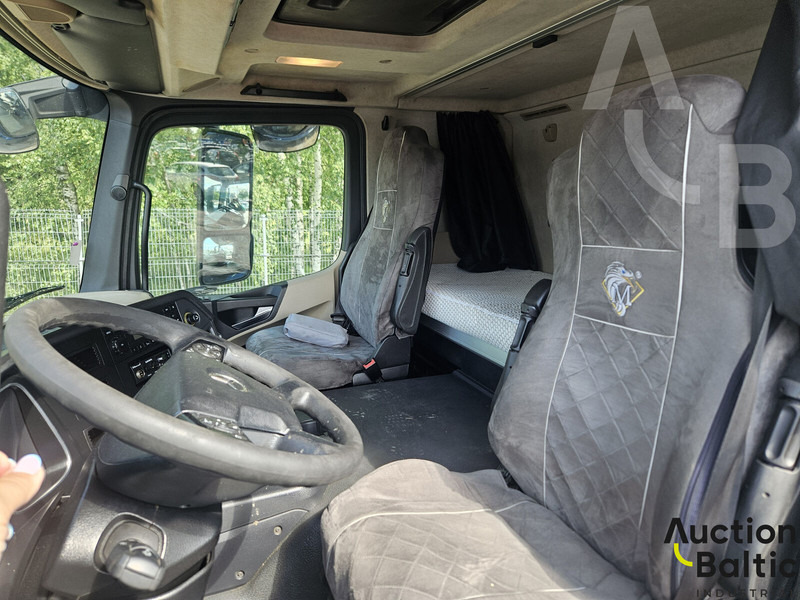 Mercedes-Benz Actros 1843 - Tractor unit: picture 5 Mercedes-Benz Actros 1843 - Tractor unit: picture 5