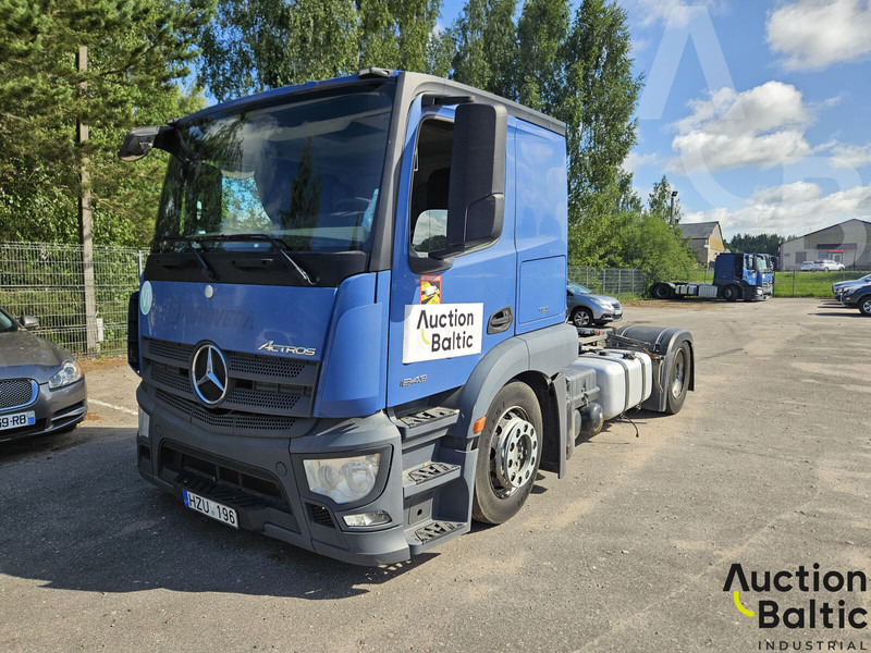 Mercedes-Benz Actros 1843 - Tractor unit: picture 1 Mercedes-Benz Actros 1843 - Tractor unit: picture 1