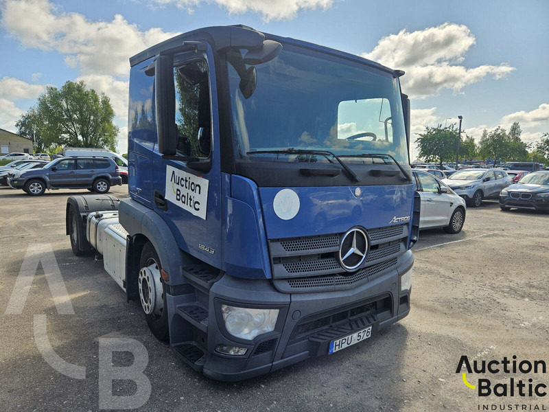 Mercedes-Benz Actros 1843 - Tractor unit: picture 2 Mercedes-Benz Actros 1843 - Tractor unit: picture 2