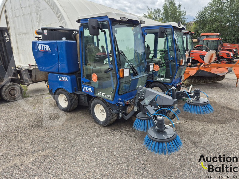 Vitra 2037 Economy - Road sweeper: picture 2 Vitra 2037 Economy - Road sweeper: picture 2