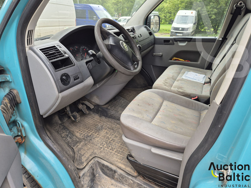 Volkswagen Caravelle - Small van: picture 5 Volkswagen Caravelle - Small van: picture 5
