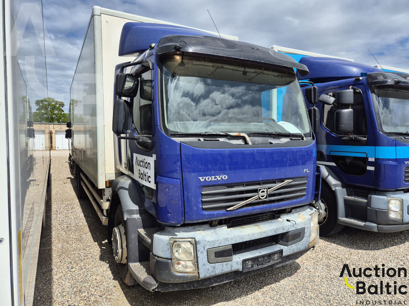 Volvo FL240 - Box truck: picture 2 Volvo FL240 - Box truck: picture 2