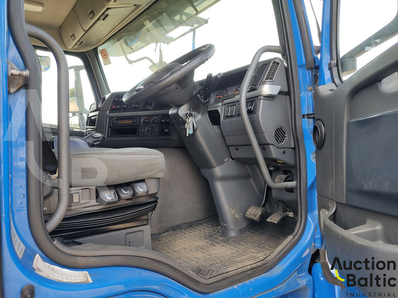 Volvo FM - Autotransporter truck: picture 5 Volvo FM - Autotransporter truck: picture 5