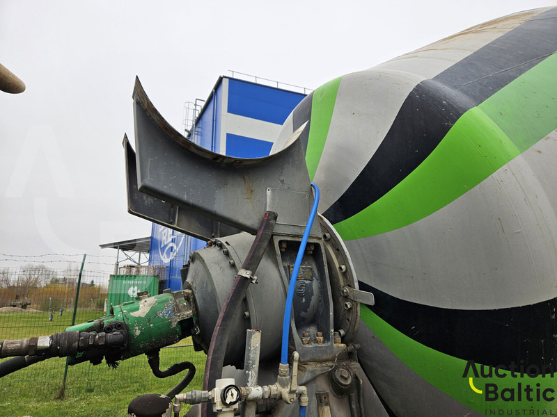 Volvo FM9 - Concrete mixer truck: picture 5 Volvo FM9 - Concrete mixer truck: picture 5