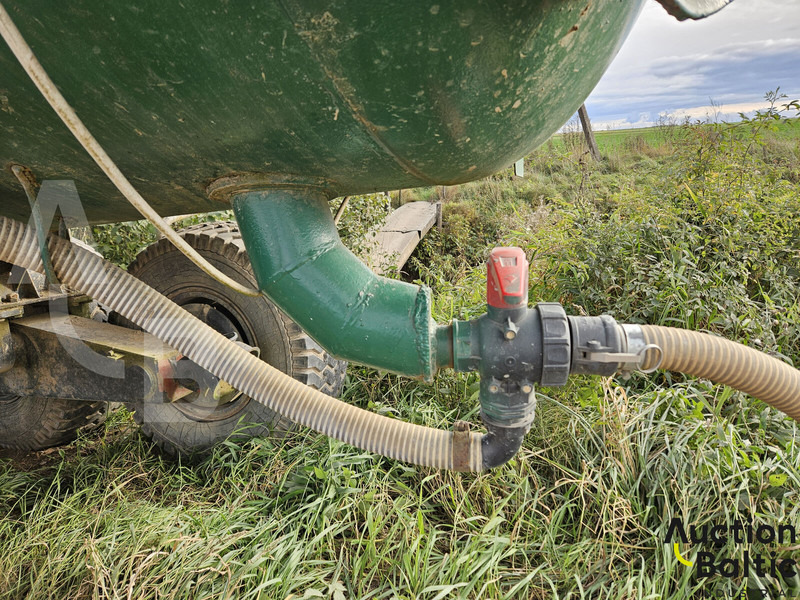 Tipper trailer WATER transport trailer: picture 11