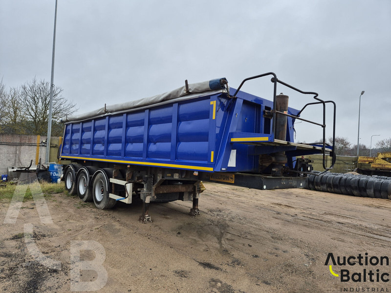 Wielton NW-3 - Curtainsider semi-trailer: picture 2 Wielton NW-3 - Curtainsider semi-trailer: picture 2