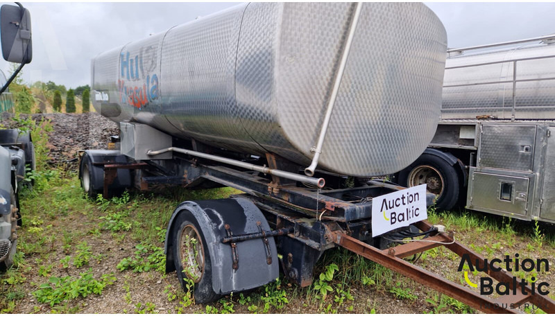 Wielton PH 16 - Tank trailer: picture 1 Wielton PH 16 - Tank trailer: picture 1