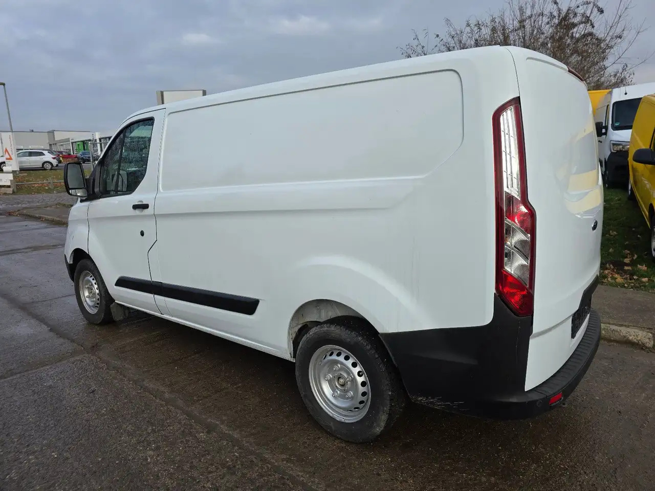 Ford Transit Custom Kasten 280 L1 - Panel van: picture 3 Ford Transit Custom Kasten 280 L1 - Panel van: picture 3