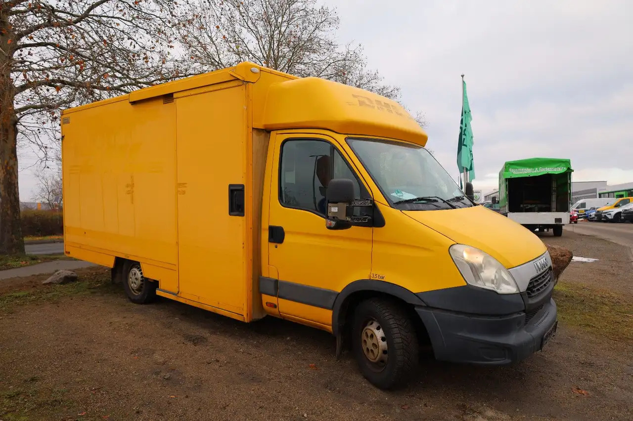 Iveco Daily/ Regalsystem/Luftfeder/1. Hand - Box van: picture 1 Iveco Daily/ Regalsystem/Luftfeder/1. Hand - Box van: picture 1