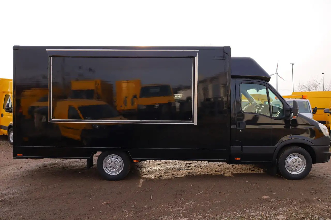 Iveco IS35SI2AA/ FOODTRUCK/Daily/EU5/1. Hand - Vending truck: picture 4 Iveco IS35SI2AA/ FOODTRUCK/Daily/EU5/1. Hand - Vending truck: picture 4