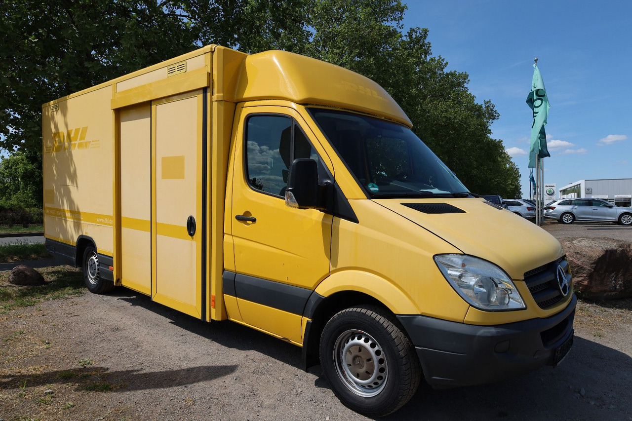 Mercedes-Benz Sprinter II Pritsche/ Koffer/Regalsystem - Box van: picture 2 Mercedes-Benz Sprinter II Pritsche/ Koffer/Regalsystem - Box van: picture 2