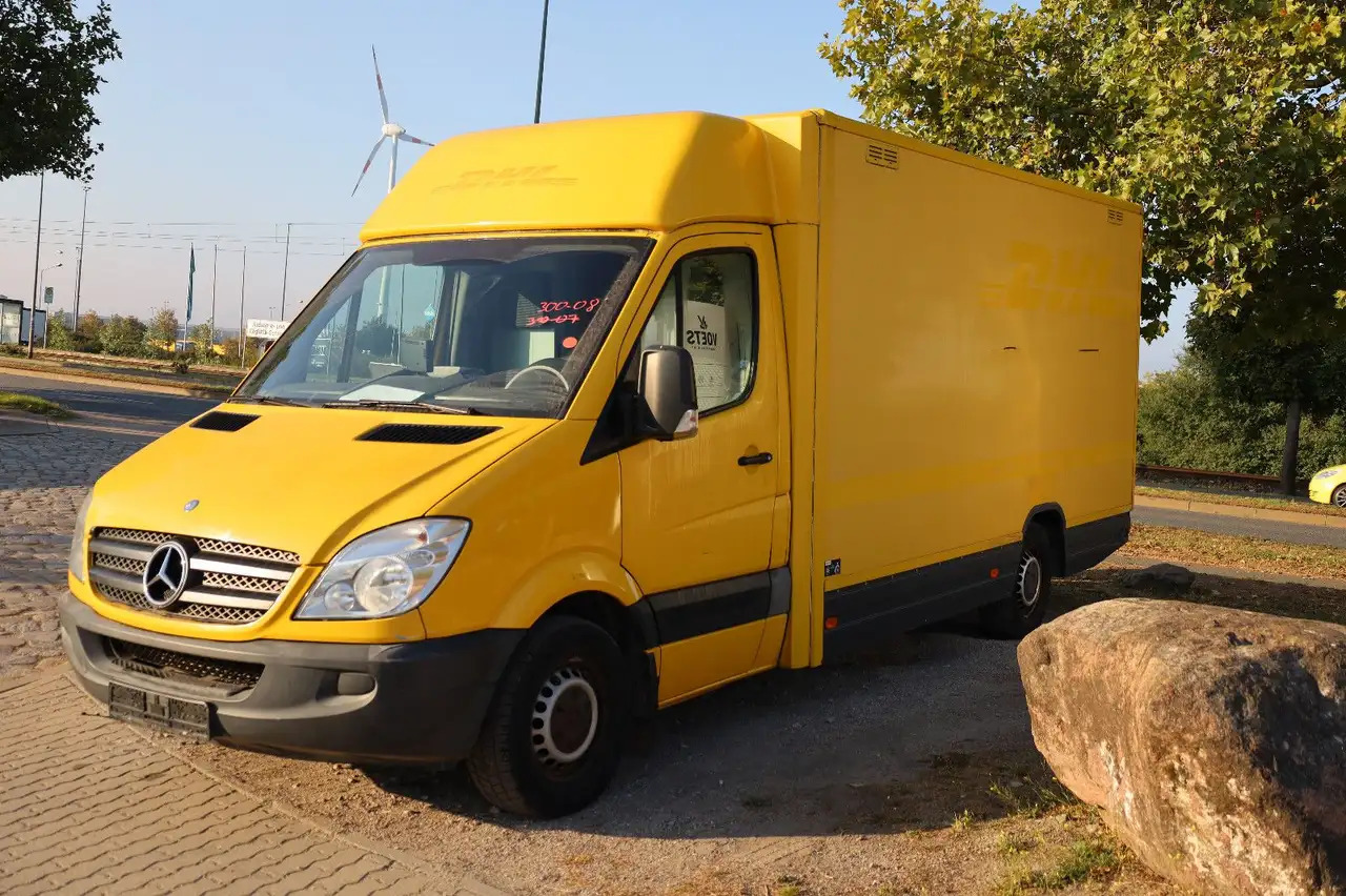 Mercedes-Benz Sprinter II Pritsche/ Koffer/Regalsystem - Box van: picture 2 Mercedes-Benz Sprinter II Pritsche/ Koffer/Regalsystem - Box van: picture 2