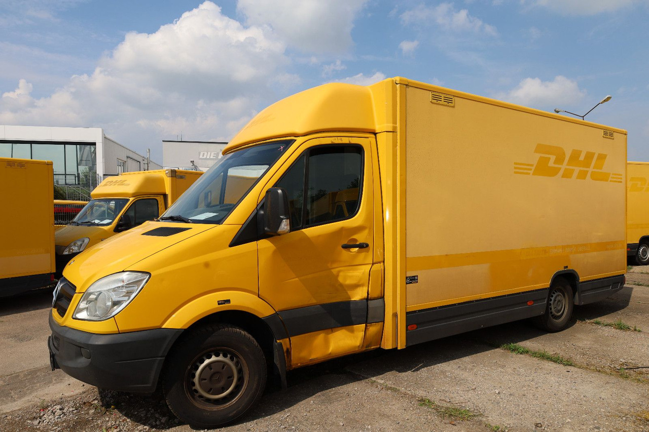 Mercedes-Benz Sprinter II Pritsche/ Koffer/Regalsystem - Box van: picture 2 Mercedes-Benz Sprinter II Pritsche/ Koffer/Regalsystem - Box van: picture 2