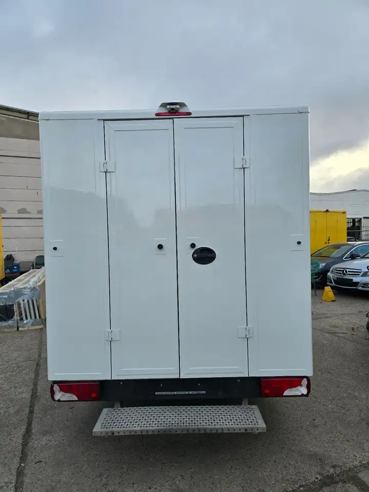 Mercedes-Benz Sprinter/Koffer/Regalsystem/ EU5/ 1. Hand - Box van: picture 4 Mercedes-Benz Sprinter/Koffer/Regalsystem/ EU5/ 1. Hand - Box van: picture 4