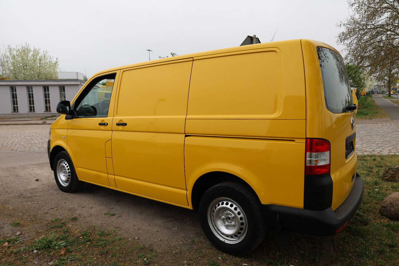Volkswagen T5 Transporter Kasten-Kombi 2.0 TDI/EU5 - Small van: picture 3 Volkswagen T5 Transporter Kasten-Kombi 2.0 TDI/EU5 - Small van: picture 3