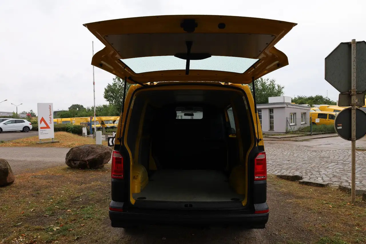 Car Volkswagen T6: picture 6