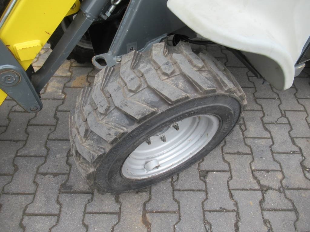 Kramer 5035 Neu Reifen neue Schaufel 33PS Motor - Wheel loader: picture 4 Kramer 5035 Neu Reifen neue Schaufel 33PS Motor - Wheel loader: picture 4