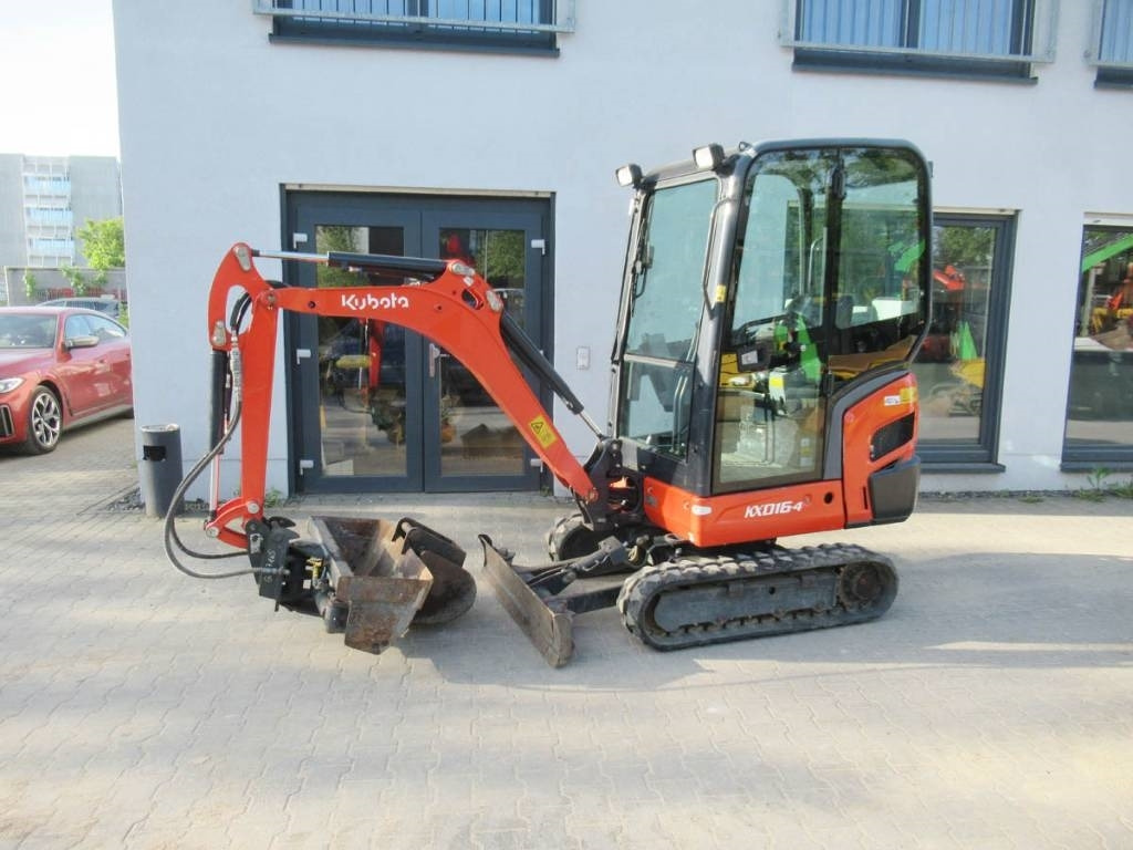 Kubota KX016-4 hydr. Schwenklöffel - Mini excavator: picture 1 Kubota KX016-4 hydr. Schwenklöffel - Mini excavator: picture 1