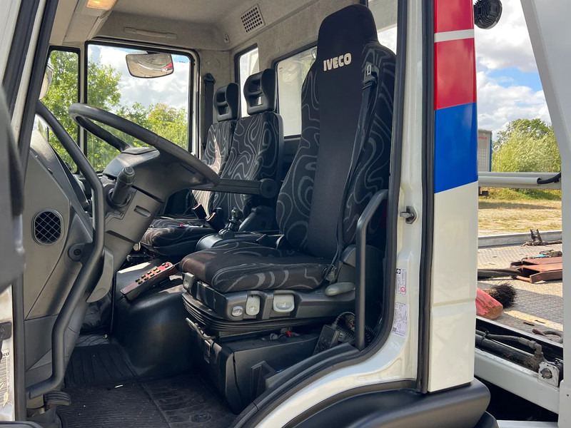 Tow truck Iveco Eurocargo 100E22 6cilinders EEV Euro5**FALKOM*13500kg*: picture 14 Tow truck Iveco Eurocargo 100E22 6cilinders EEV Euro5**FALKOM*13500kg*: picture 14