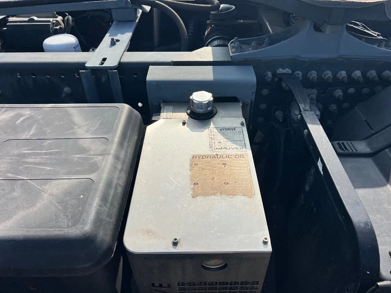 Volvo FH 460 ADR-FL-AT-EXIII **PTO POMP*COMPRESSOR* - Tractor unit: picture 3 Volvo FH 460 ADR-FL-AT-EXIII **PTO POMP*COMPRESSOR* - Tractor unit: picture 3