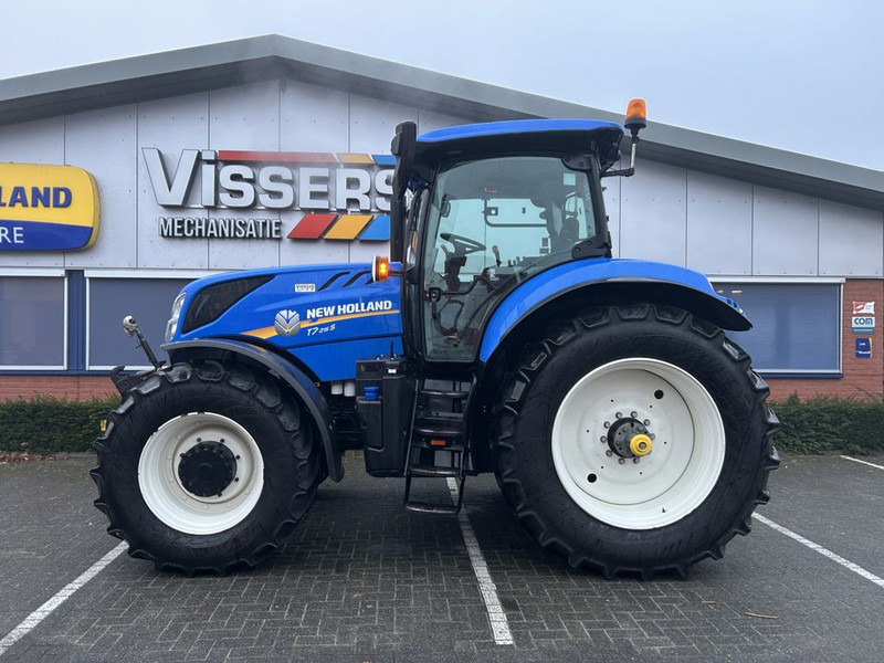 New Holland New Holland T7.215S - Farm tractor: picture 4 New Holland New Holland T7.215S - Farm tractor: picture 4