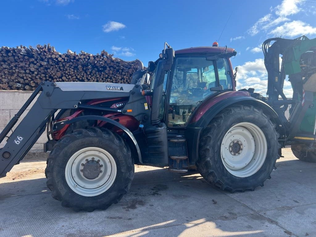 Valtra 234H - Forestry tractor: picture 2 Valtra 234H - Forestry tractor: picture 2