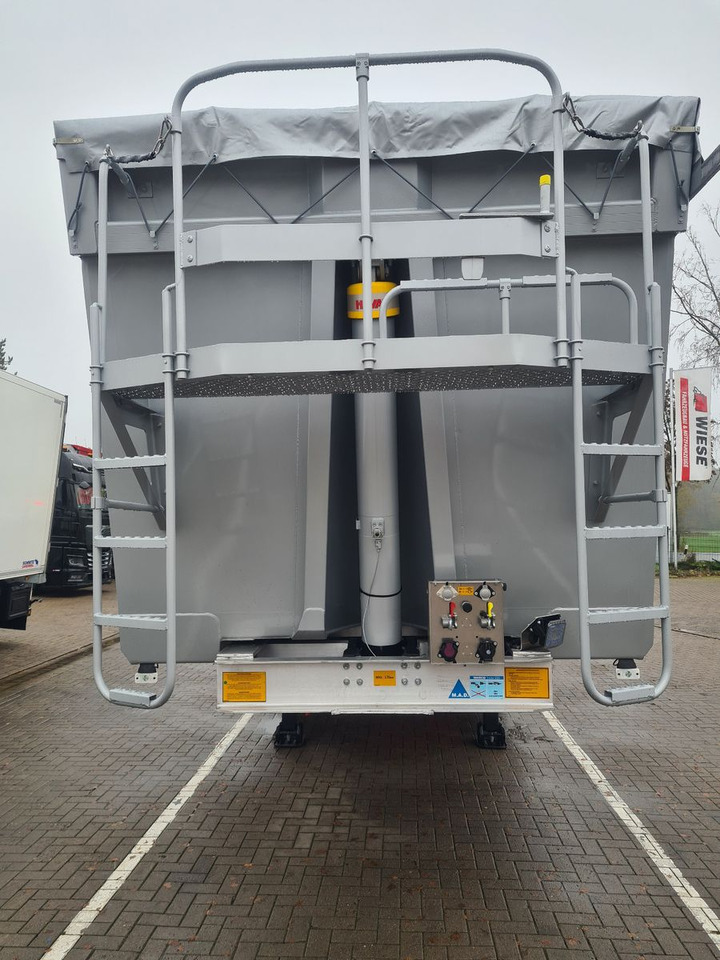 Benalu Bulkliner S 95 Schlammdicht on lease Benalu Bulkliner S 95 Schlammdicht: picture 6 Benalu Bulkliner S 95 Schlammdicht on lease Benalu Bulkliner S 95 Schlammdicht: picture 6