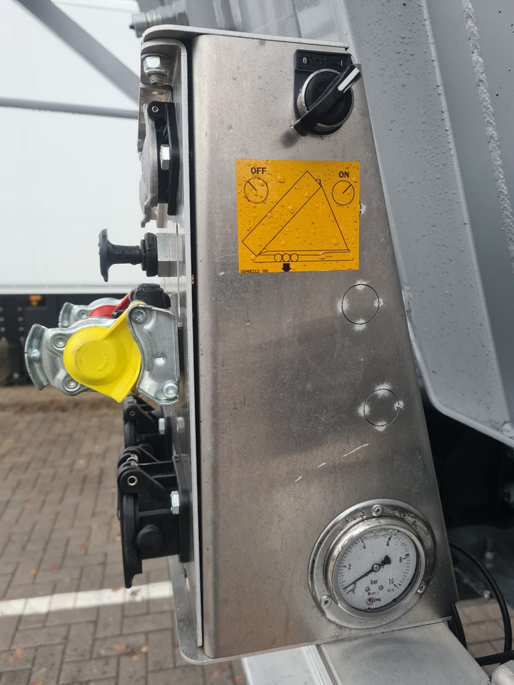 Benalu Bulkliner S 95 Schlammdicht on lease Benalu Bulkliner S 95 Schlammdicht: picture 14 Benalu Bulkliner S 95 Schlammdicht on lease Benalu Bulkliner S 95 Schlammdicht: picture 14