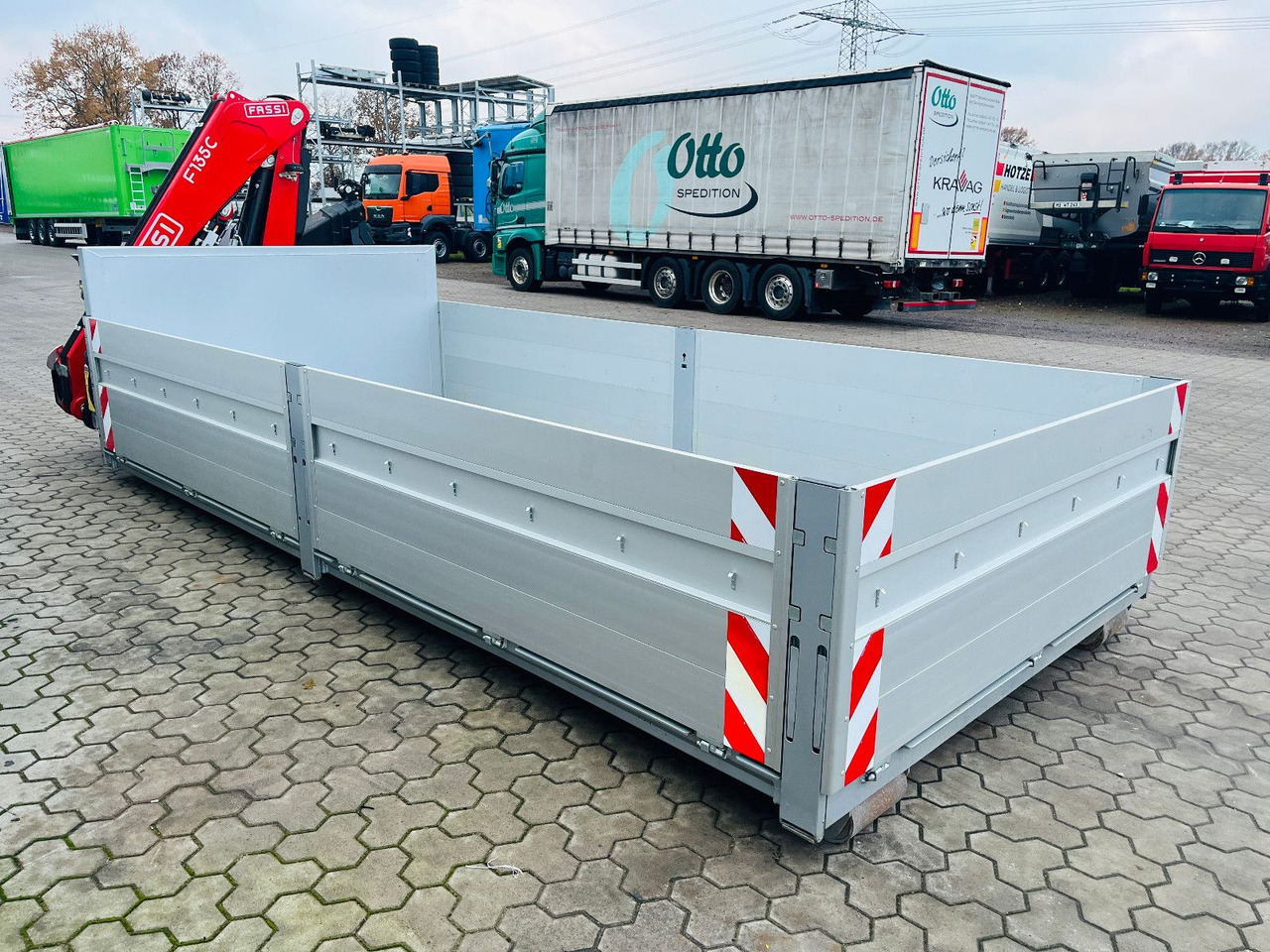 Container mit Fassi Kran, Krancontainer - Roll-off container: picture 2 Container mit Fassi Kran, Krancontainer - Roll-off container: picture 2