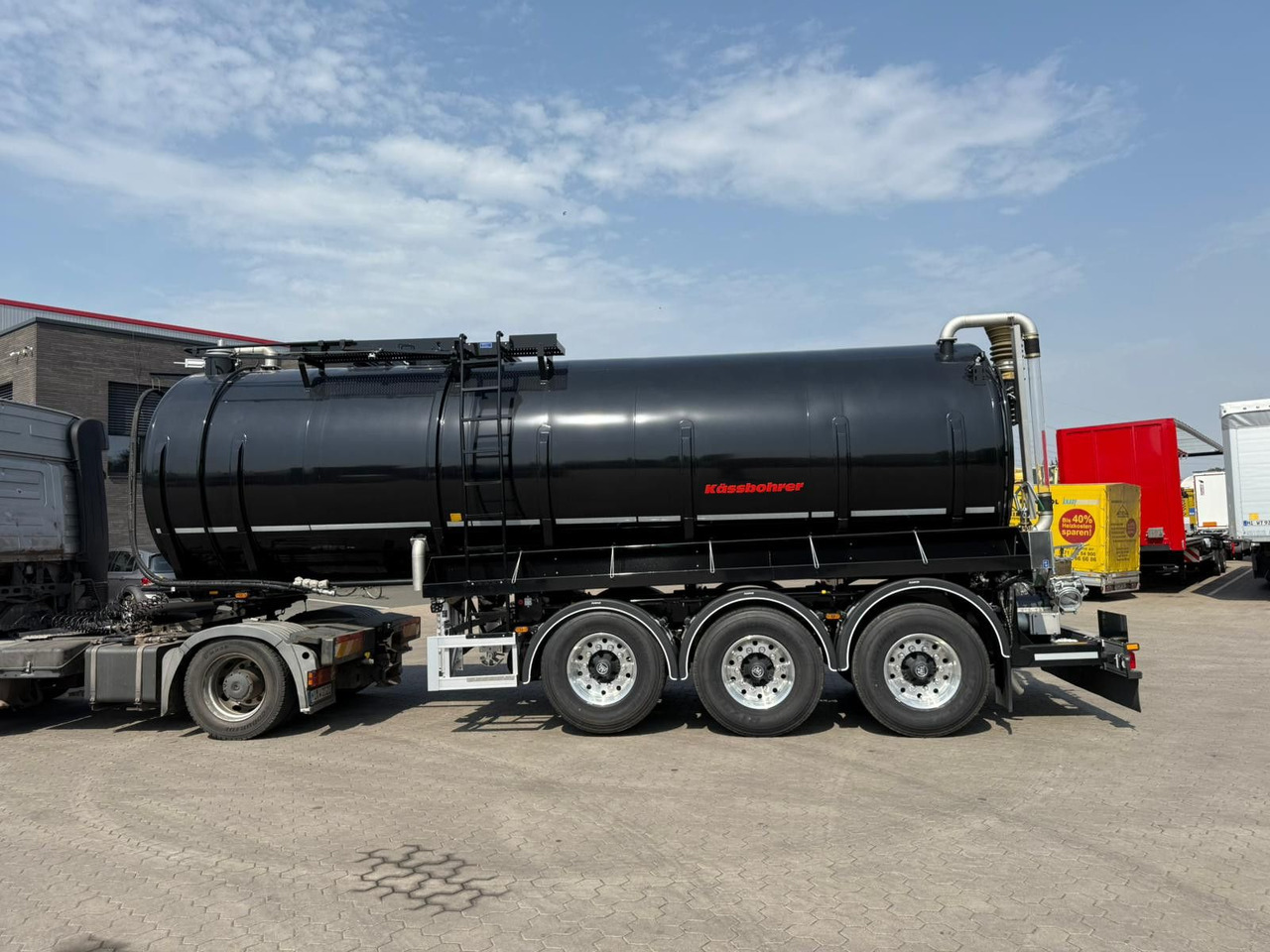 Kässbohrer K.STN L 30 Edelstahl Tanker Gülle Naturabfall - Tank semi-trailer: picture 5 Kässbohrer K.STN L 30 Edelstahl Tanker Gülle Naturabfall - Tank semi-trailer: picture 5