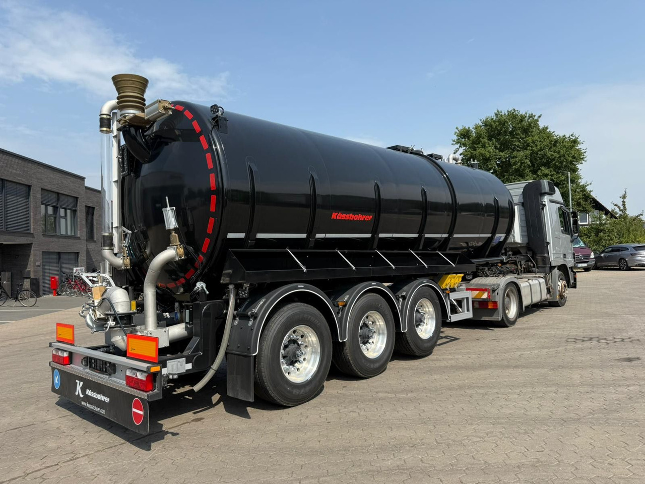 Kässbohrer K.STN L 30 Edelstahl Tanker Gülle Naturabfall - Tank semi-trailer: picture 2 Kässbohrer K.STN L 30 Edelstahl Tanker Gülle Naturabfall - Tank semi-trailer: picture 2