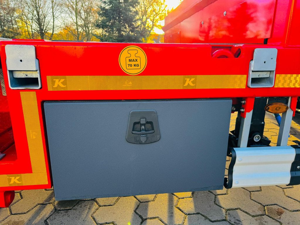 New Low loader semi-trailer Kässbohrer SLAR3 Ausziehbares Tiefbett mit Radmulden Kässbohrer SLAR3 Tele Tiefbett Radmulden metallisiert: picture 9 New Low loader semi-trailer Kässbohrer SLAR3 Ausziehbares Tiefbett mit Radmulden Kässbohrer SLAR3 Tele Tiefbett Radmulden metallisiert: picture 9