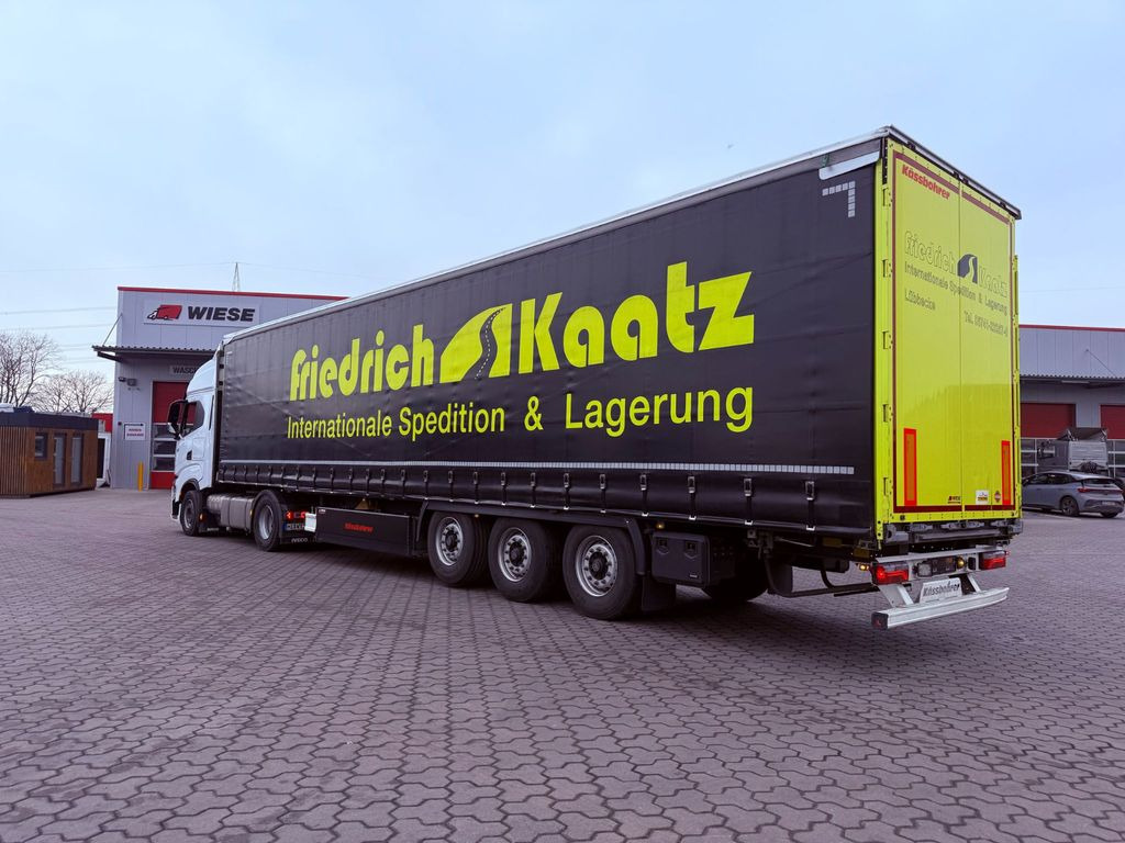 Kässbohrer Schiebeplanen Auflieger Neuwertig Vollausstattun - Curtainsider semi-trailer: picture 1 Kässbohrer Schiebeplanen Auflieger Neuwertig Vollausstattun - Curtainsider semi-trailer: picture 1