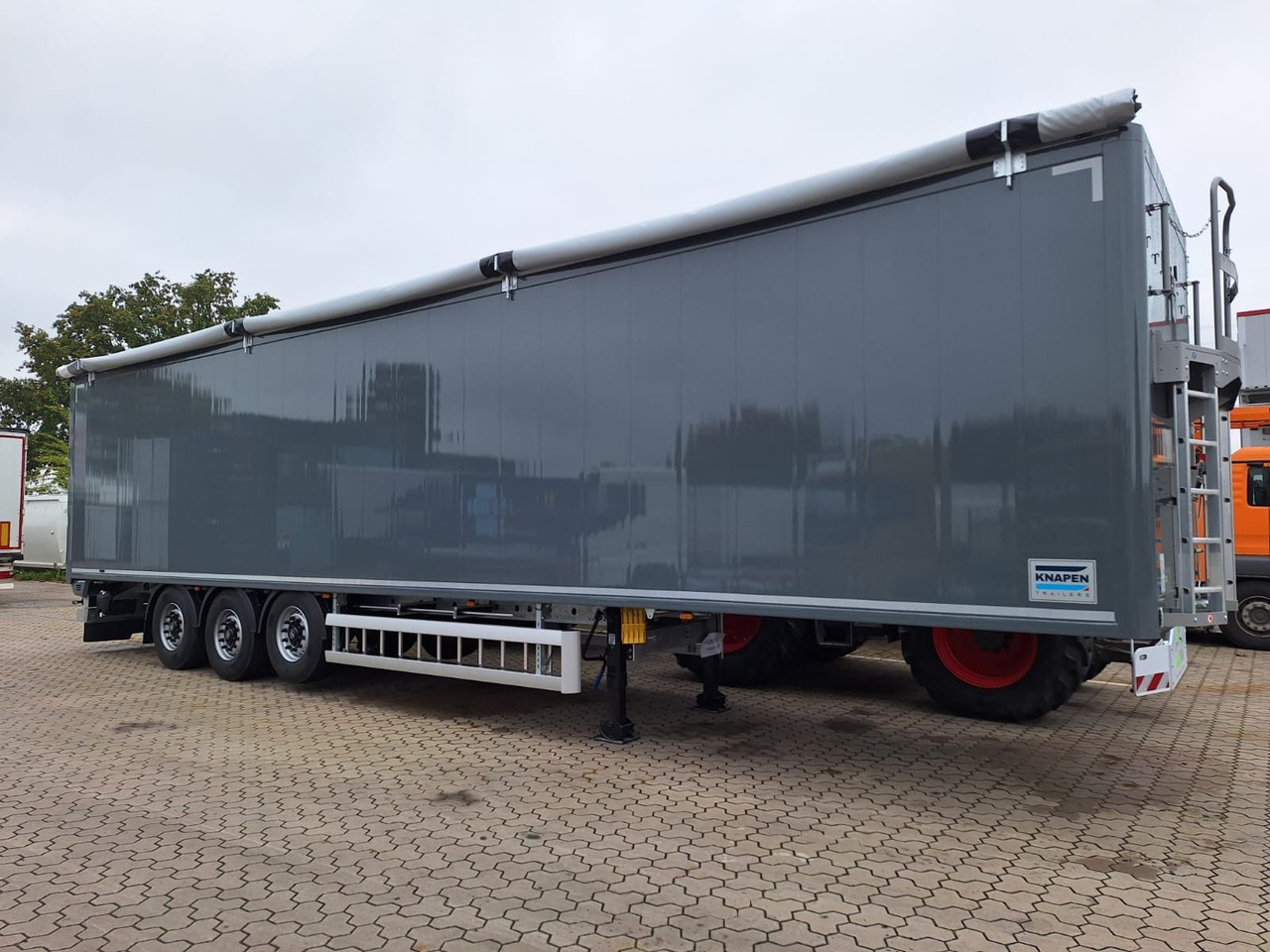 Knapen 92 m³ 10 mm Boden günstig - Walking floor semi-trailer: picture 1 Knapen 92 m³ 10 mm Boden günstig - Walking floor semi-trailer: picture 1